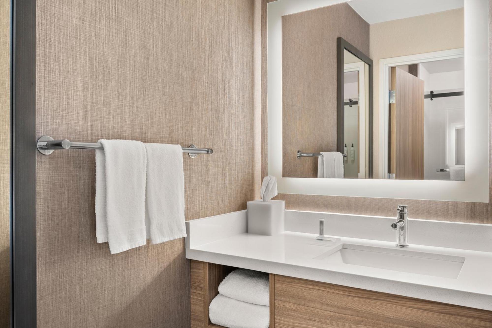 Springhill Suites By Marriott Chicago Bolingbrook Exterior photo